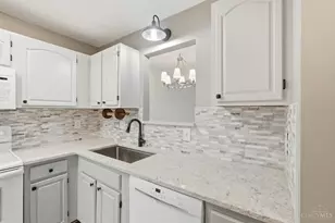 5196 Putters Cir, West Chester, OH 45069 - Photo 23