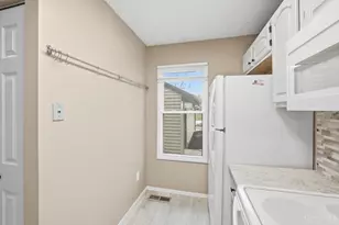 5196 Putters Cir, West Chester, OH 45069 - Photo 19