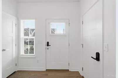 7909 Pinnacle Point Drive, West Chester, OH 45069 - Photo 5