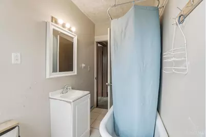 1104 Seton Avenue, Cincinnati, OH 45205 - Photo 31