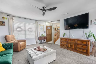 132 Village Court, Monroe, OH 45050 - Photo 9