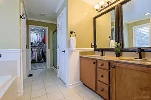 1430 Tecumseh Dr, Hamilton Township, OH 45039 - Photo 27