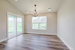 5017 Waterford Ln, Middletown, OH 45042 - Photo 13