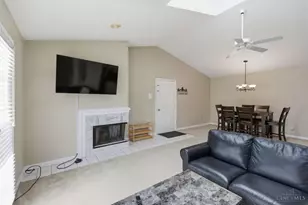 4044 White Chapel Ln, Loveland, OH 45140 - Photo 5