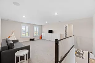 9351 Gardenside Ln, Deerfield Township, OH 45140 - Photo 15