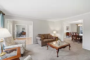 452 Windfern Forest Ln, Union Township, OH 45244 - Photo 23