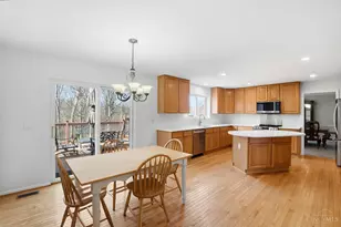 452 Windfern Forest Ln, Union Township, OH 45244 - Photo 11