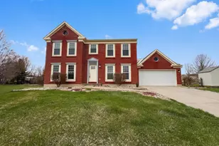 3694 Foxdale Ct, Batavia Township, OH 45102 - Photo 1