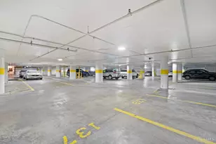 2200 Victory Pkwy, Cincinnati, OH 45206 - Photo 31