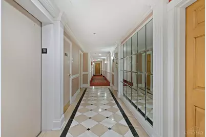 2200 Victory Parkway #1806, Cincinnati, OH 45206 - Photo 3