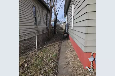 2207 Crescent Boulevard, Middletown, OH 45042 - Photo 3