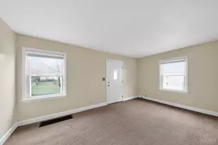 1778 Ashbrook Dr, Cincinnati, OH 45238 - Photo 11