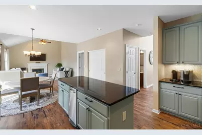 4036 Oak Tree Court, Loveland, OH 45140 - Photo 29