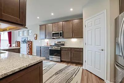 1391 Brookchase Circle, Hamilton Township, OH 45039 - Photo 13