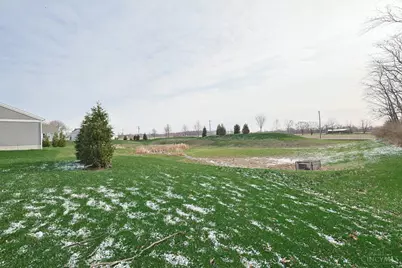 1391 Brookchase Circle, Hamilton Township, OH 45039 - Photo 35