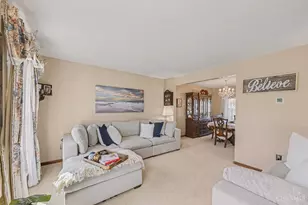 1244 Mayfair Dr, Wilmington, OH 45177 - Photo 7