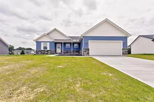 116 Kelly Dr, Williamsburg, OH 45176 - Photo 1