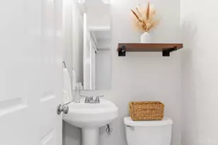 10280 Dewhill Ln, Cincinnati, OH 45251 - Photo 11