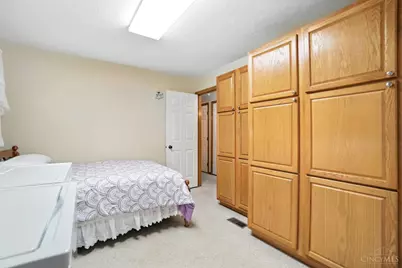 8253 Lake Ridge Drive, West Chester, OH 45069 - Photo 15