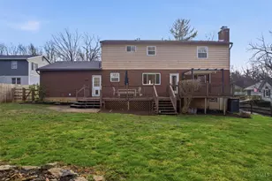 5667 Crooked Tree Ln, Miami Township, OH 45150 - Photo 7