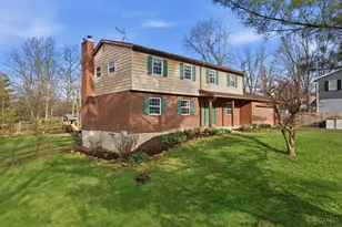 5667 Crooked Tree Ln, Miami Township, OH 45150 - Photo 3