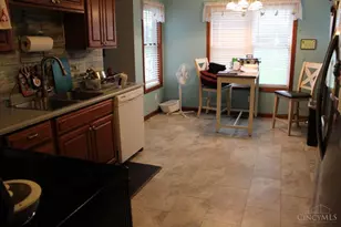 13355 Wyatt Falls Ct, Fairfield Twp, OH 45135 - Photo 23