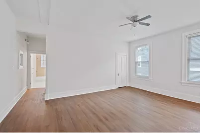 2232 Kemper Lane, Cincinnati, OH 45206 - Photo 7