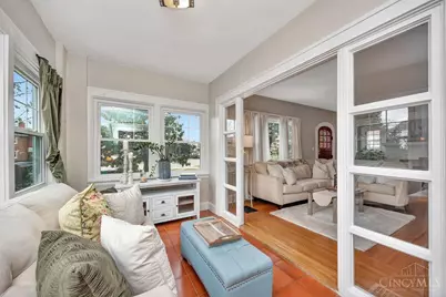 2913 Madison Road, Cincinnati, OH 45209 - Photo 3