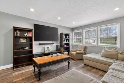 693 Redwood Court, Union Township, OH 45244 - Photo 7