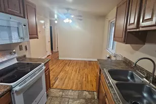 860 Sarbrook Dr, Springfield Township, OH 45231 - Photo 17