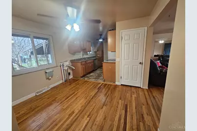 860 Sarbrook Drive, Springfield Township, OH 45231 - Photo 11