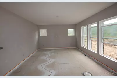5771 Irwin Drive #140, Green Township, OH 45248 - Photo 5