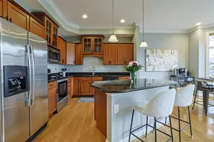 215 Stetson St, Cincinnati, OH 45219 - Photo 13