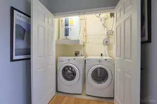 215 Stetson St, Cincinnati, OH 45219 - Photo 27