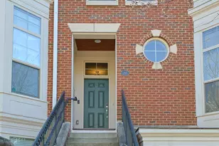 215 Stetson St, Cincinnati, OH 45219 - Photo 3