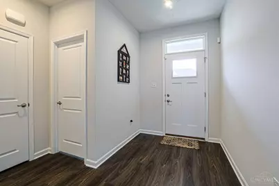 320 Chevington Chase, Tipp City, OH 45371 - Photo 5