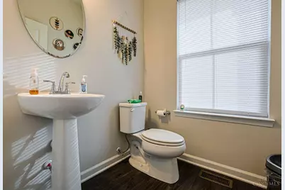 320 Chevington Chase, Tipp City, OH 45371 - Photo 35