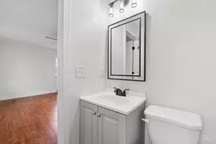 357 Meadowcrest Rd, Cincinnati, OH 45231 - Photo 35