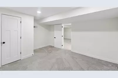 357 Meadowcrest Road, Cincinnati, OH 45231 - Photo 45