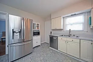 4390 Yakima Ct, Sycamore Township, OH 45236 - Photo 11