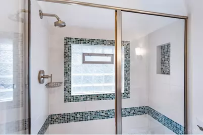 3246 Observatory Avenue, Cincinnati, OH 45208 - Photo 47