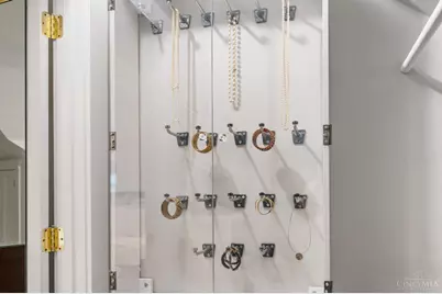 3246 Observatory Avenue, Cincinnati, OH 45208 - Photo 43