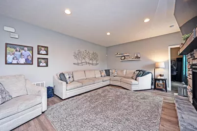 1669 Elmbrook Trail, Clear Creek Township, OH 45458 - Photo 15