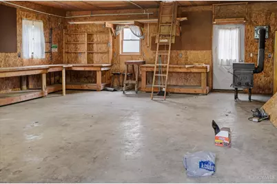 105 Jan Lynn Lane, Hillsboro, OH 45133 - Photo 3