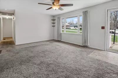 105 Jan Lynn Lane, Hillsboro, OH 45133 - Photo 7