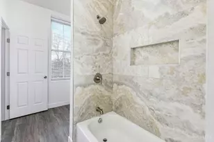 2143 Colerain Ave, Cincinnati, OH 45214 - Photo 27