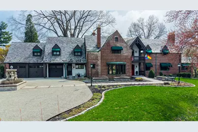 206 Hilltop Lane, Wyoming, OH 45215 - Photo 1