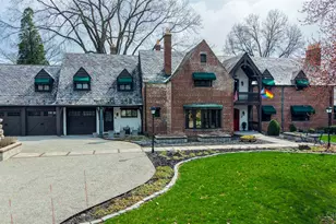 206 Hilltop Ln, Wyoming, OH 45215 - Photo 1