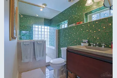 206 Hilltop Lane, Wyoming, OH 45215 - Photo 83