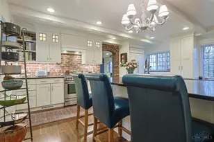 206 Hilltop Ln, Wyoming, OH 45215 - Photo 23